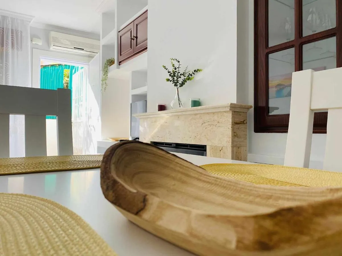 Apartmán Bonita Casa Centrica Con Piscina & Parking Torremolinos 0*,  Španělsko